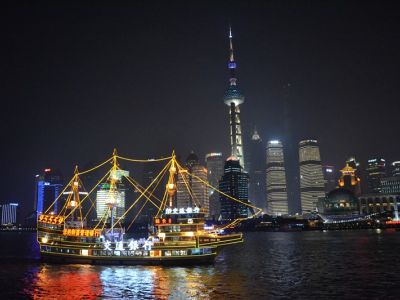 6 Shanghai by night 1